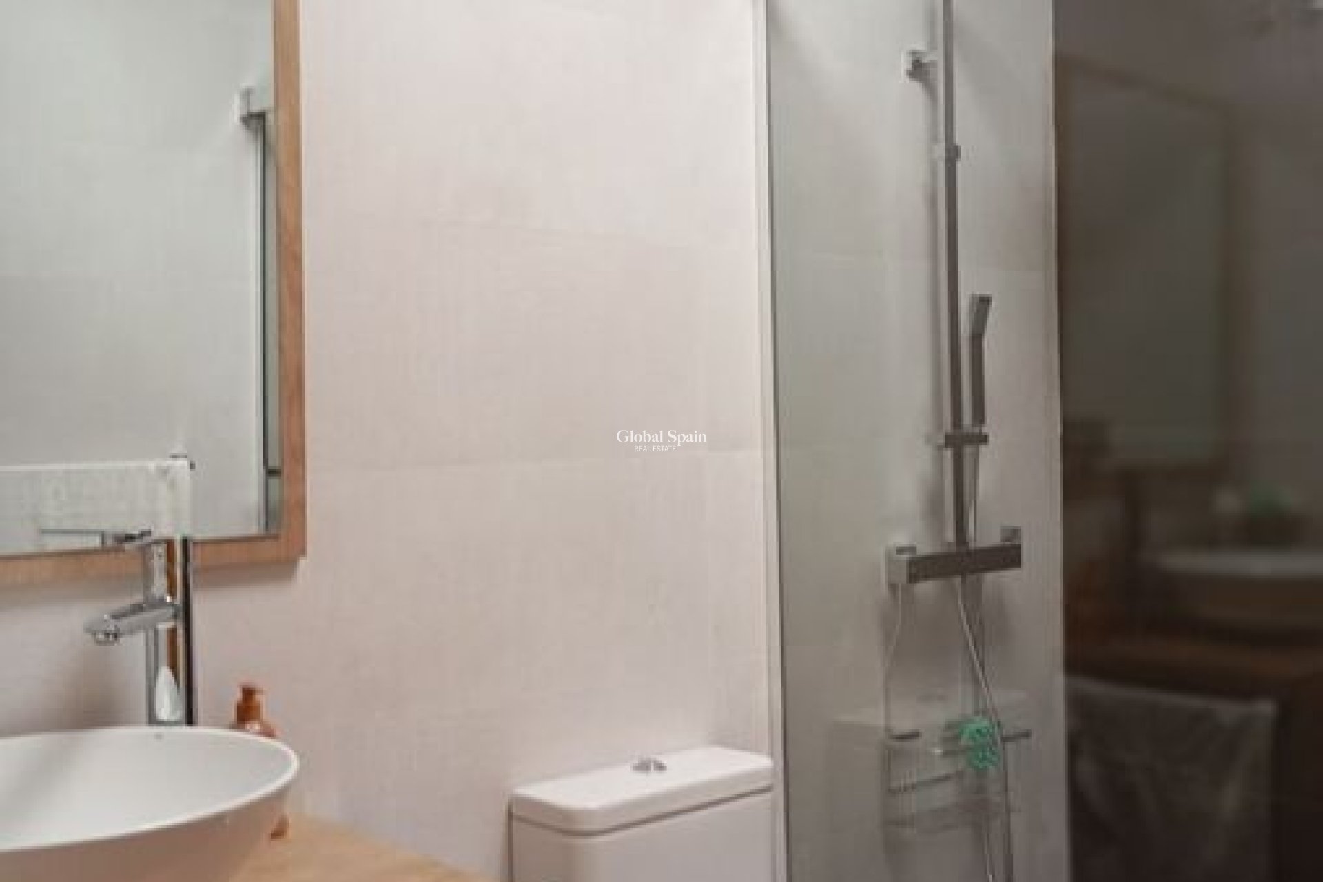 Resale - VILLA -
DAYA NUEVA - Costa Blanca