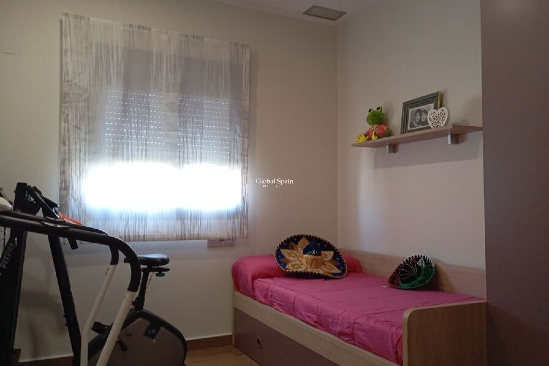 Resale - VILLA -
DAYA NUEVA - Costa Blanca
