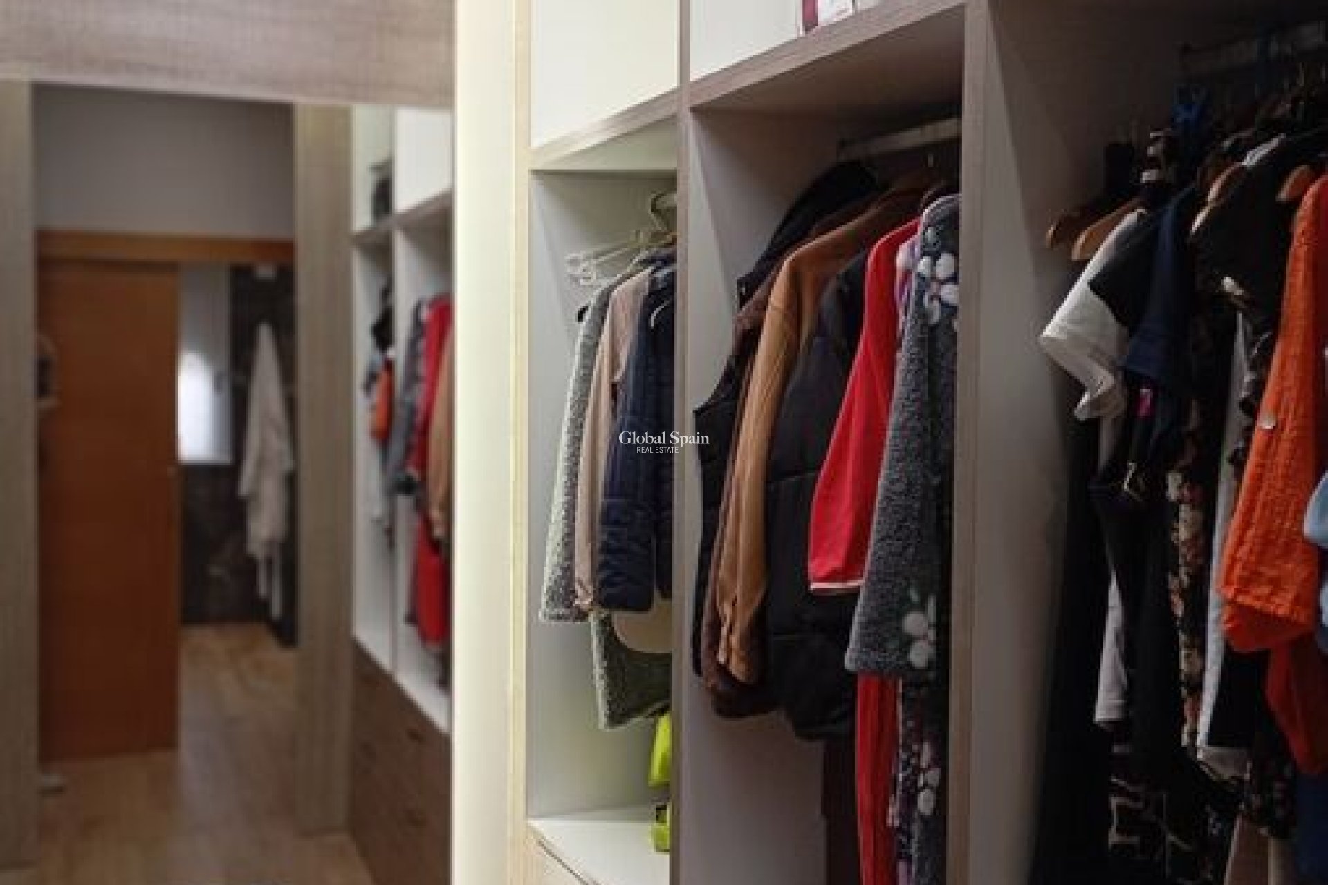 Resale - VILLA -
DAYA NUEVA - Costa Blanca