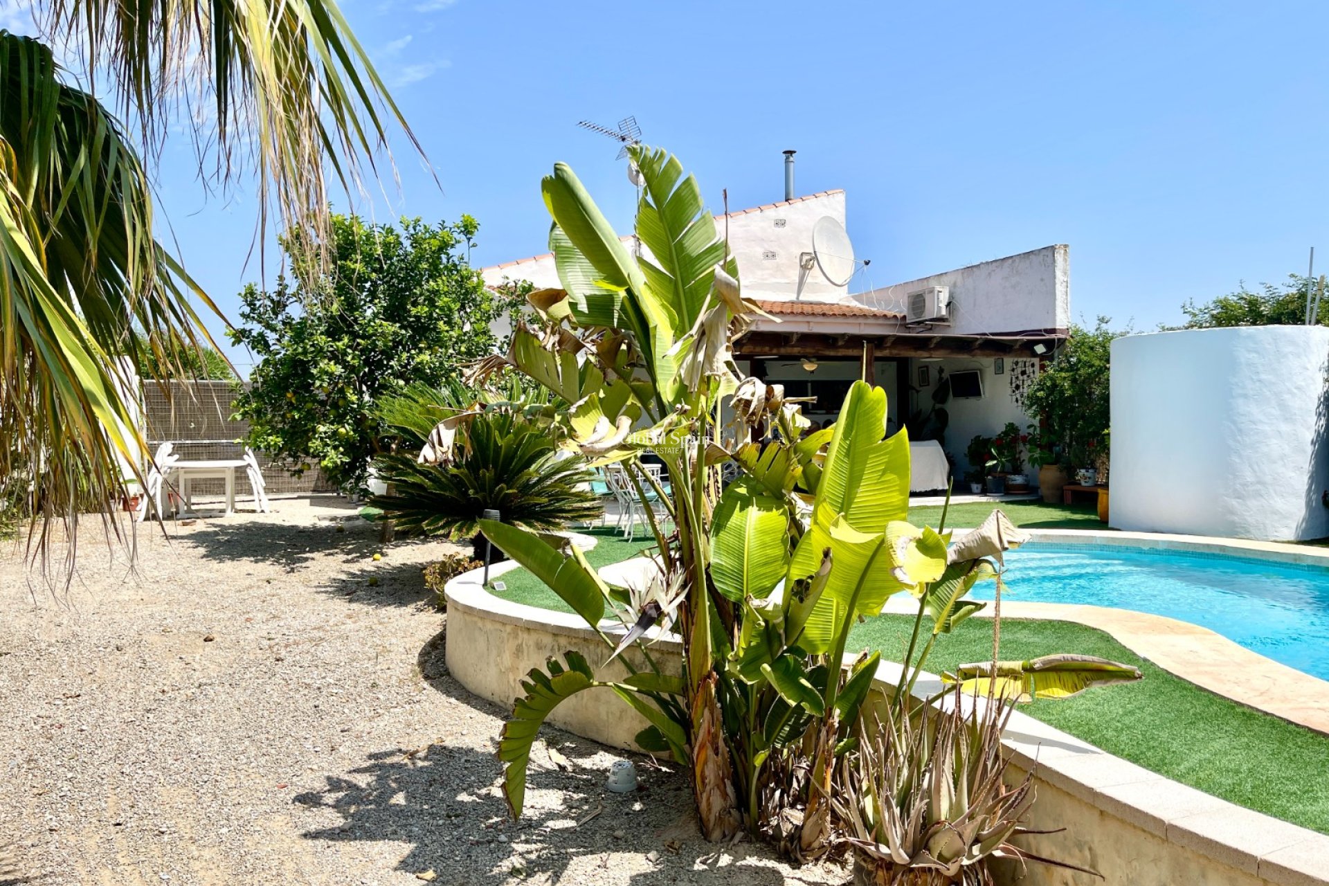 Resale - VILLA -
DAYA NUEVA - Costa Blanca