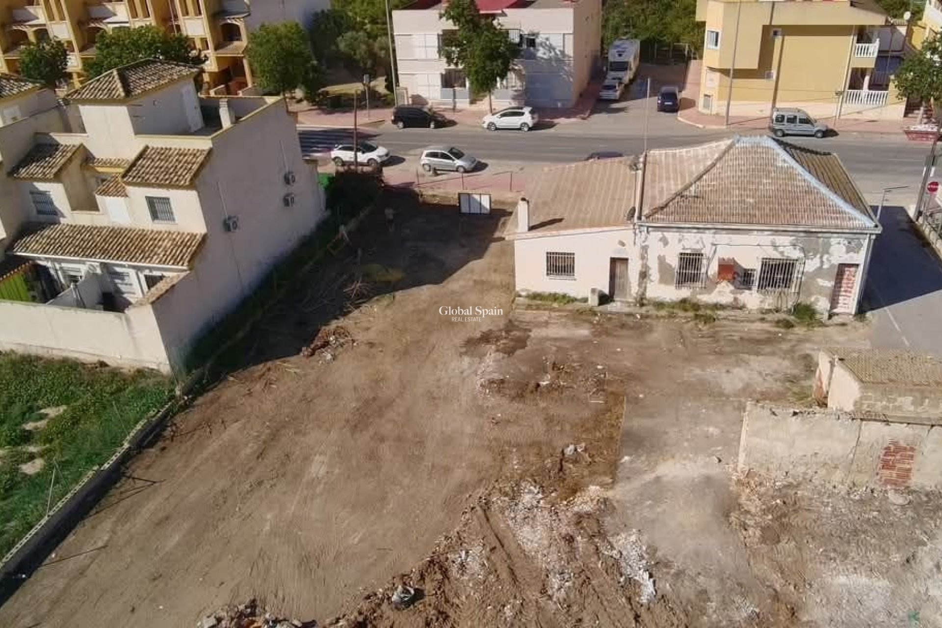 Resale - VILLA -
DAYA NUEVA