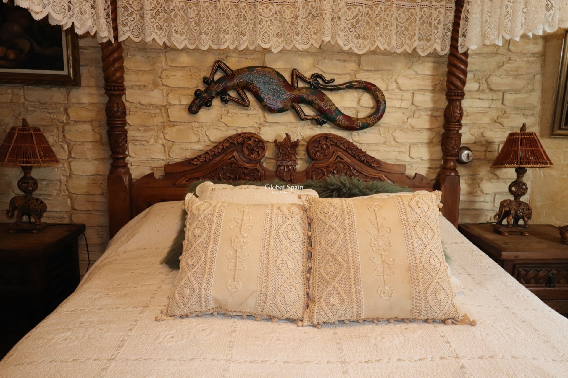 Resale - Villa -
DAYA NUEVA