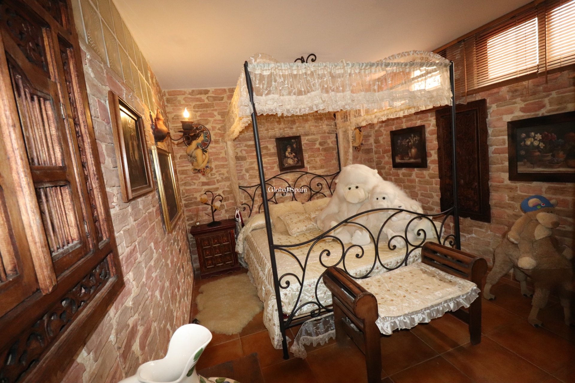 Resale - Villa -
DAYA NUEVA