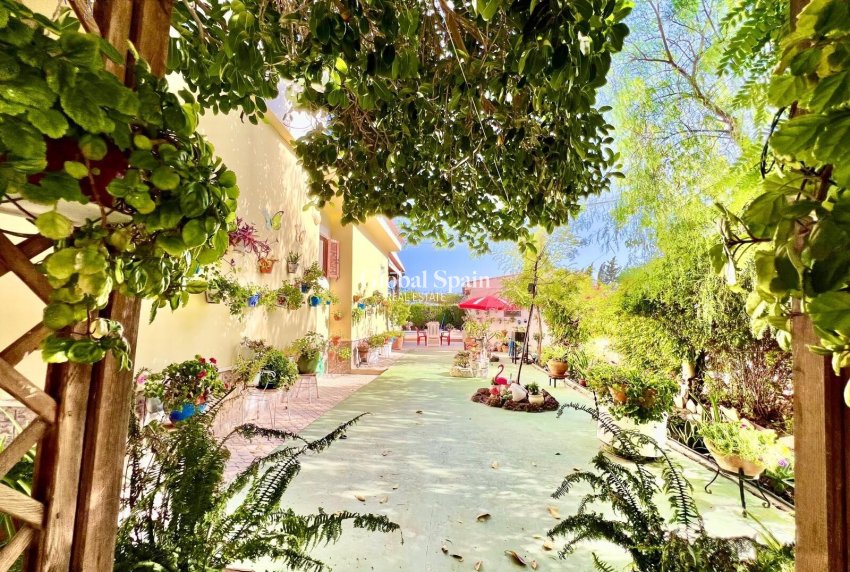Resale - VILLA -
DAYA VIEJA - Costa Blanca Sur
