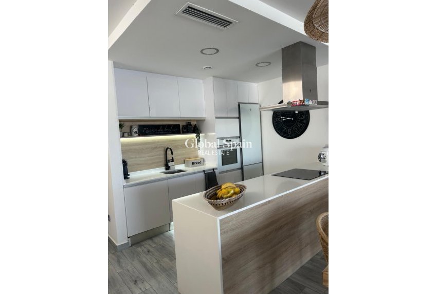 Resale - VILLA -
DAYA VIEJA - Costa Blanca