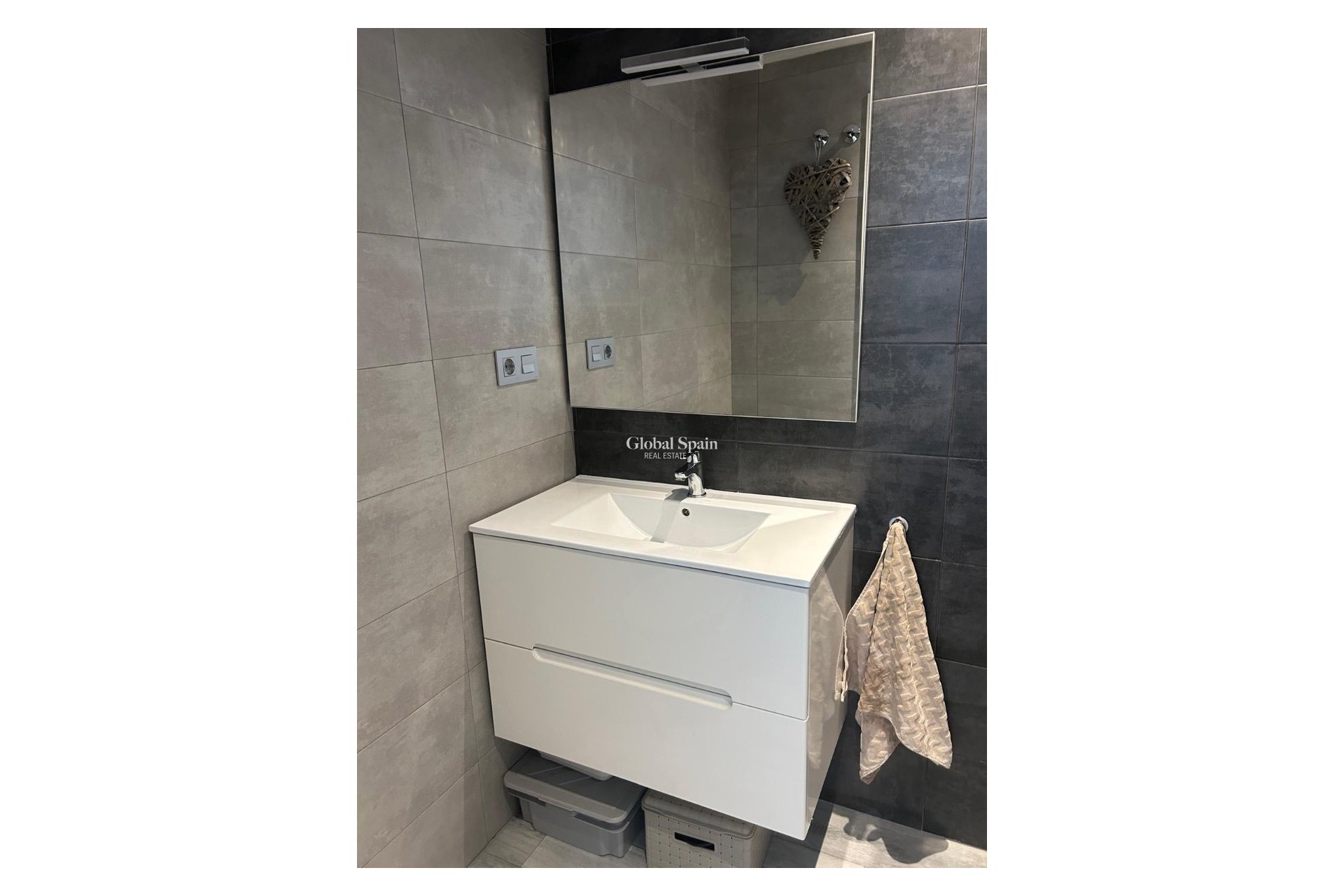 Resale - VILLA -
DAYA VIEJA - Costa Blanca