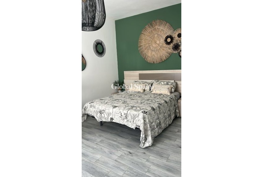 Resale - VILLA -
DAYA VIEJA - Costa Blanca