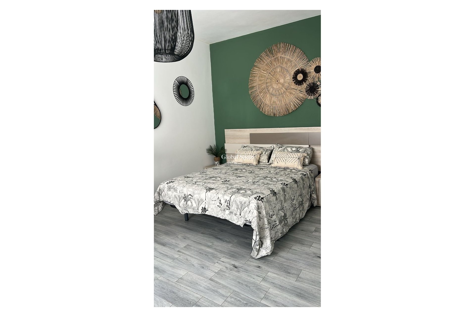 Resale - VILLA -
DAYA VIEJA - Costa Blanca