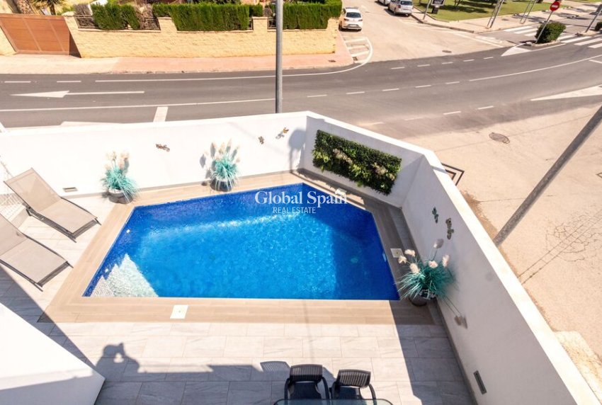 Resale - VILLA -
DAYA VIEJA - Costa Blanca