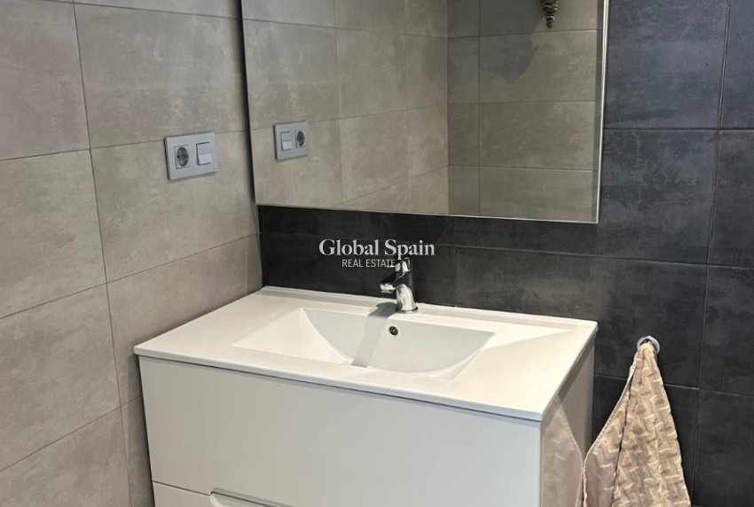 Resale - VILLA -
DAYA VIEJA - Costa Blanca