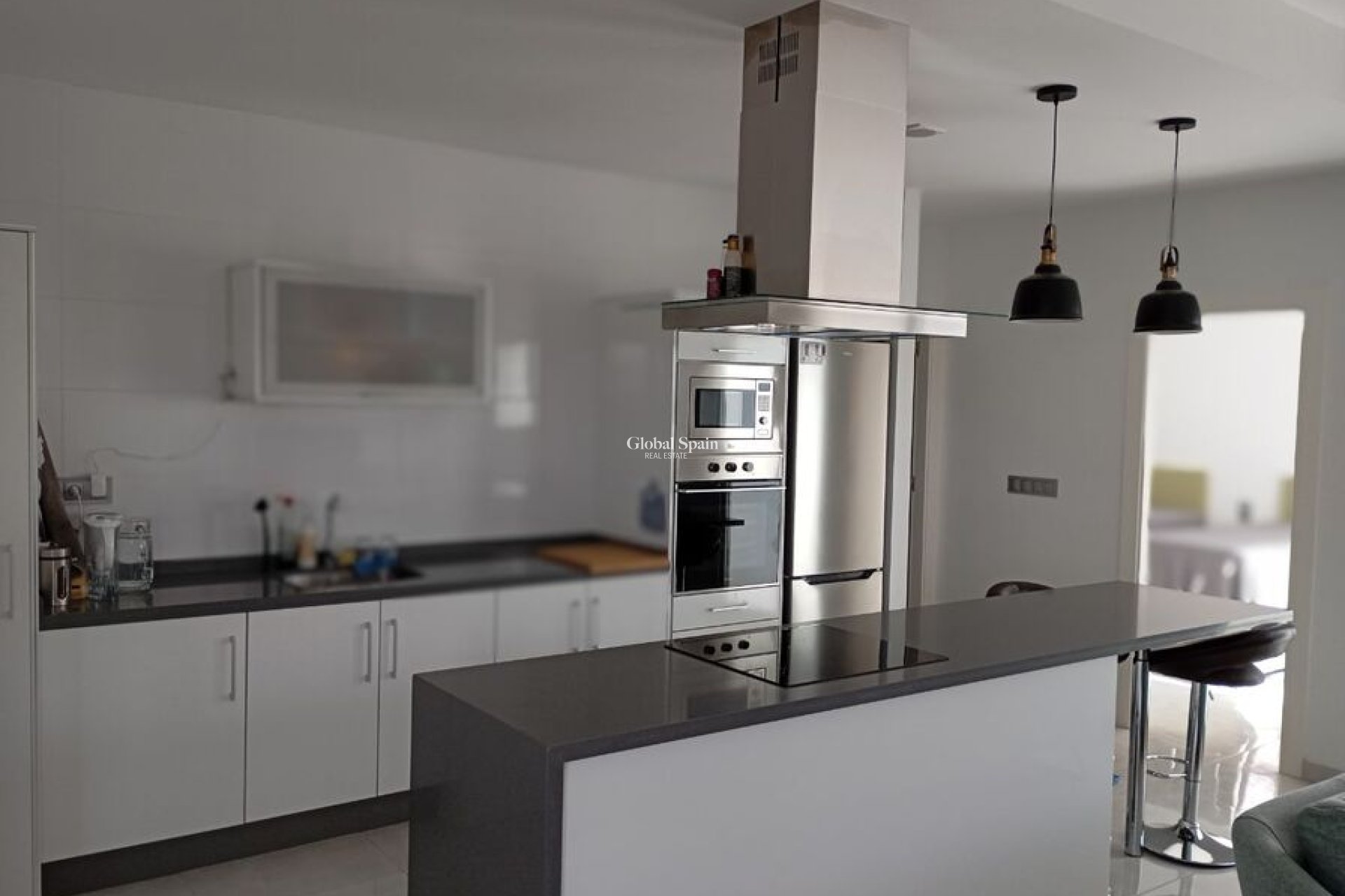 Resale - VILLA -
DAYA VIEJA - Costa Blanca