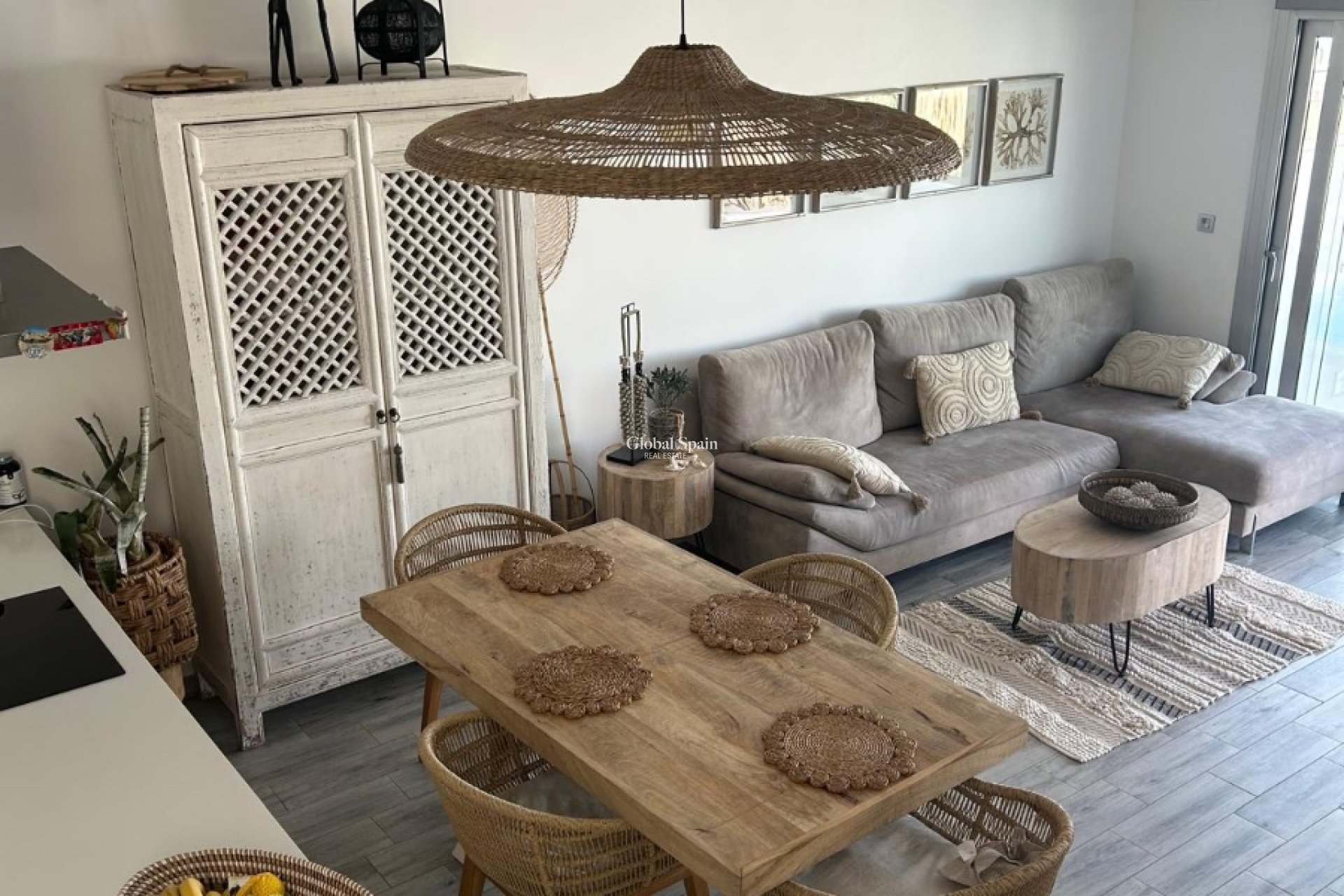 Resale - VILLA -
DAYA VIEJA - Costa Blanca