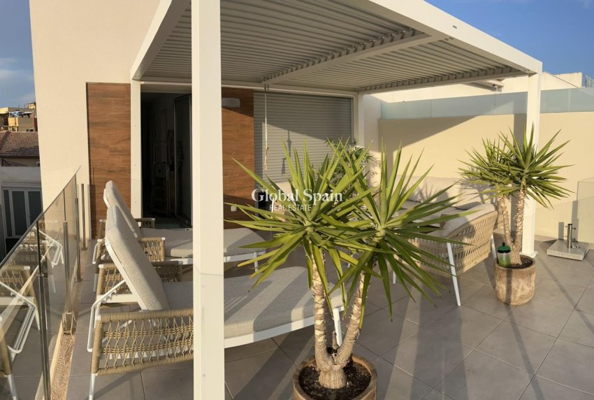 Resale - VILLA -
DAYA VIEJA - Costa Blanca