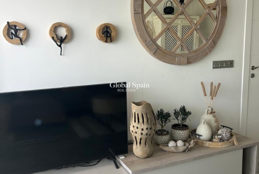 Resale - VILLA -
DAYA VIEJA - Costa Blanca