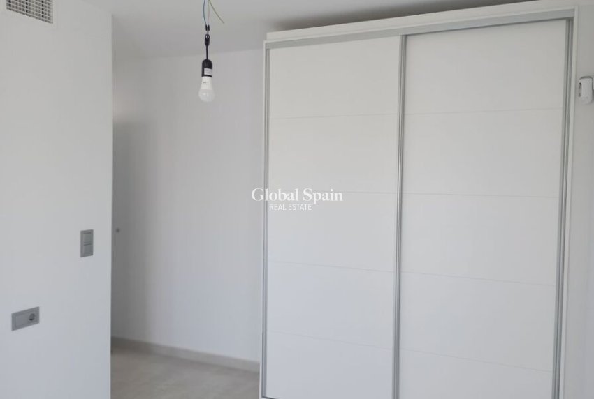 Resale - VILLA -
DAYA VIEJA - Costa Blanca