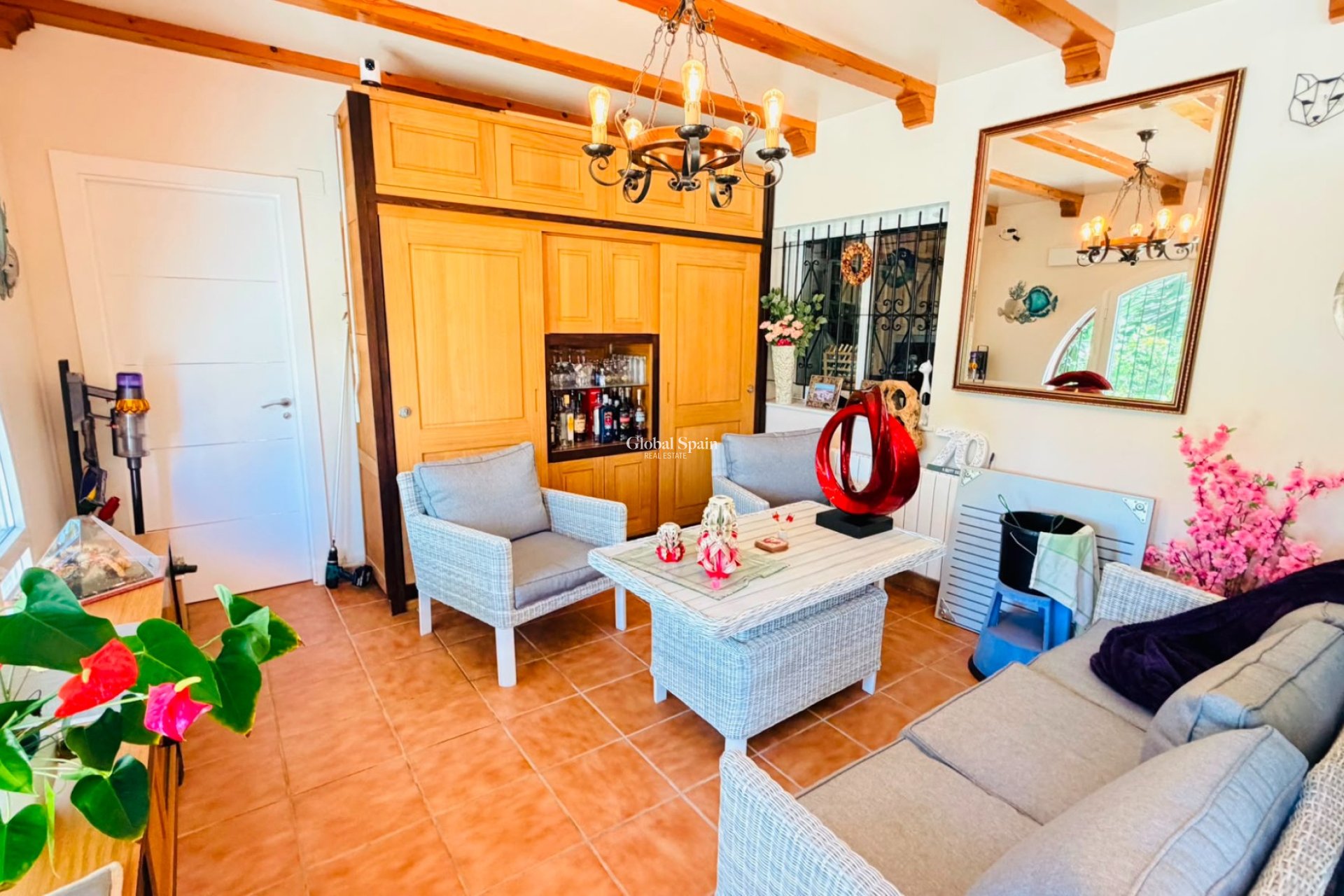 Resale - VILLA -
DAYA VIEJA - Costa Blanca