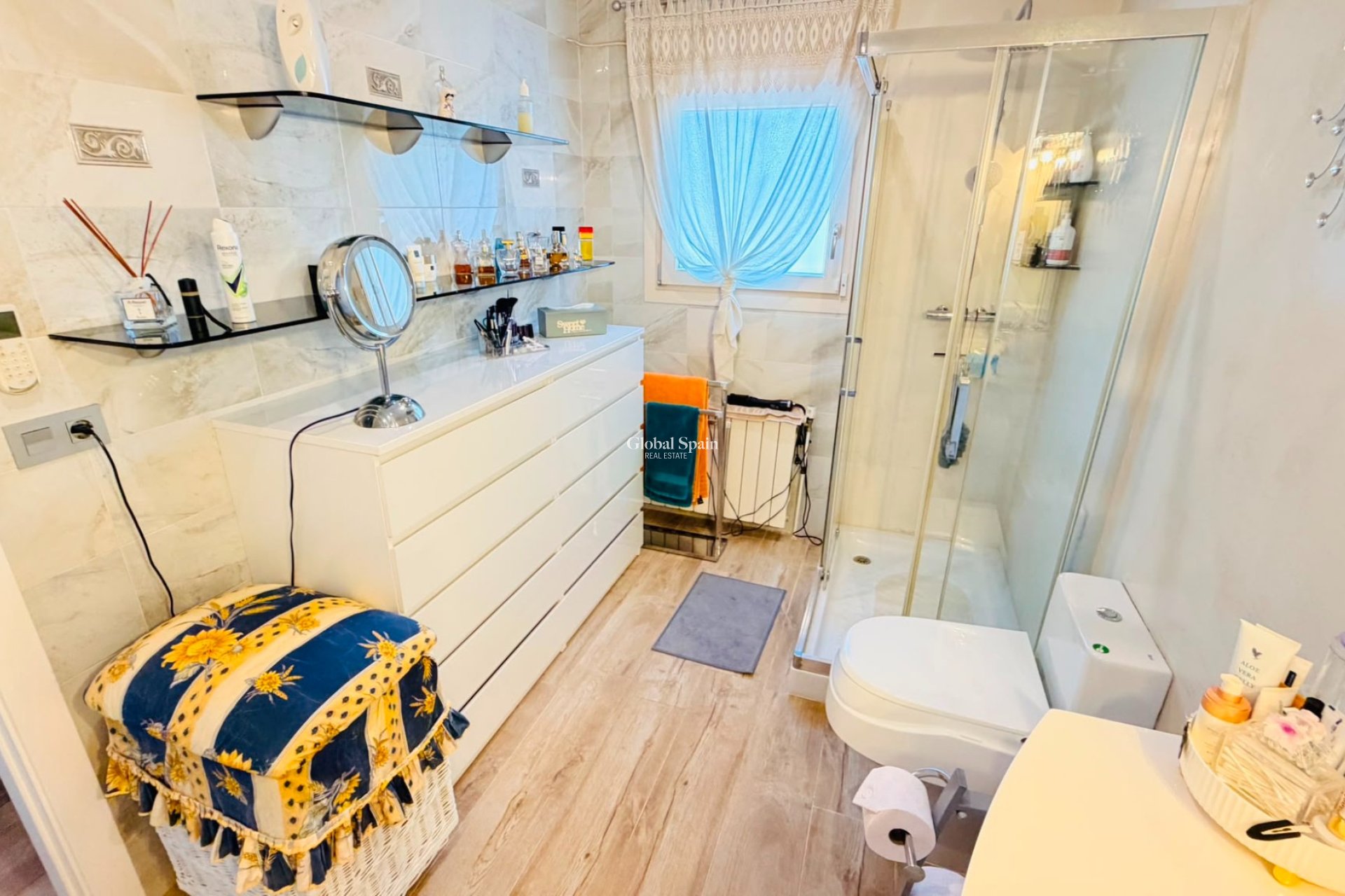 Resale - VILLA -
DAYA VIEJA - Costa Blanca