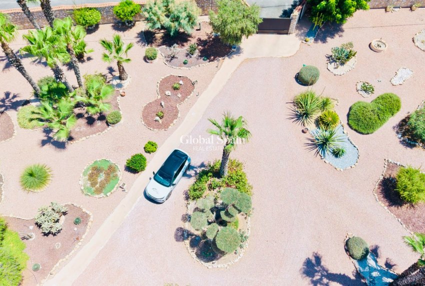 Resale - VILLA -
DAYA VIEJA - Costa Blanca