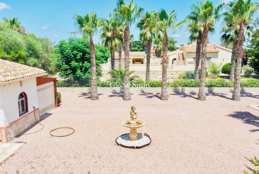 Resale - VILLA -
DAYA VIEJA - Costa Blanca
