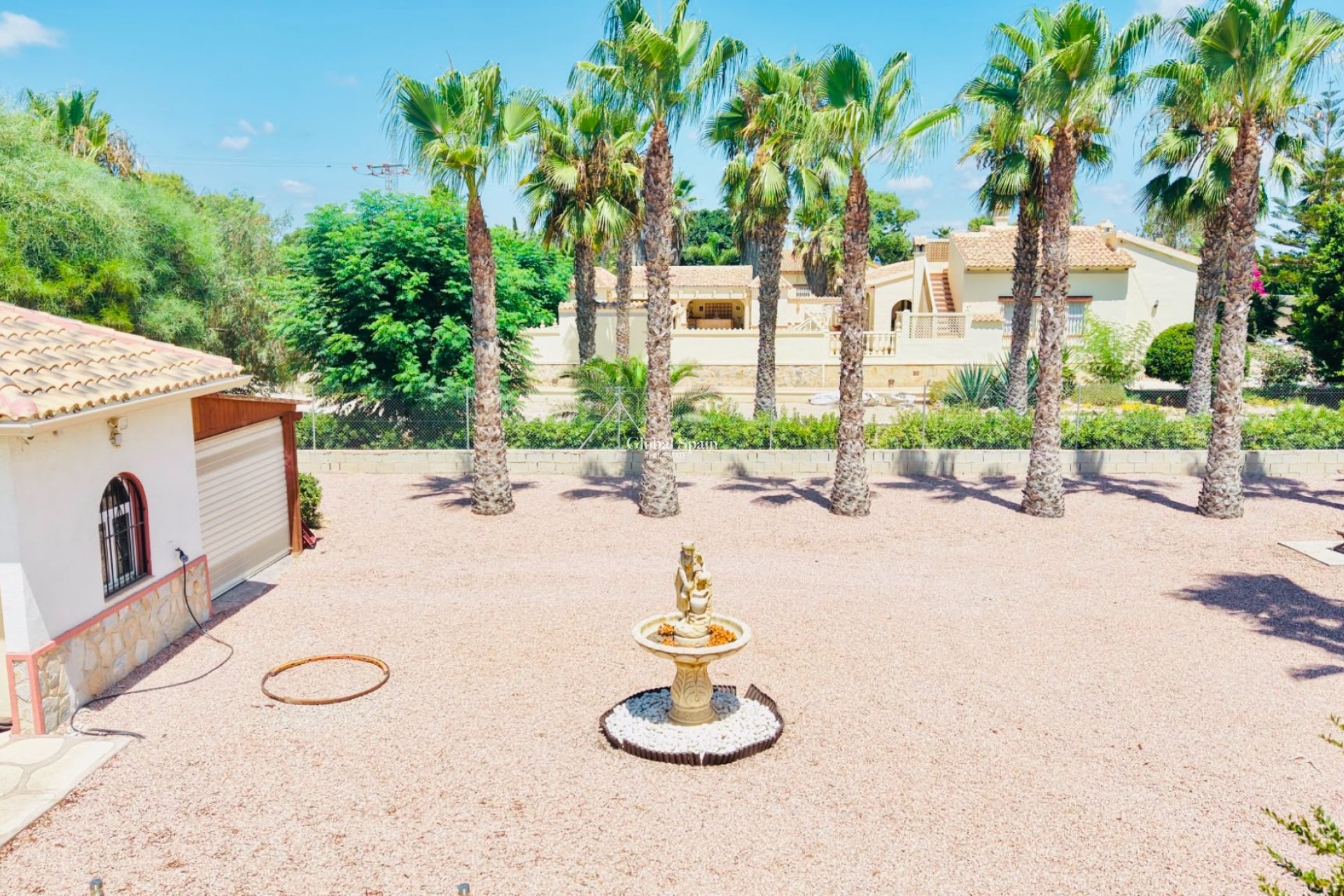 Resale - VILLA -
DAYA VIEJA - Costa Blanca