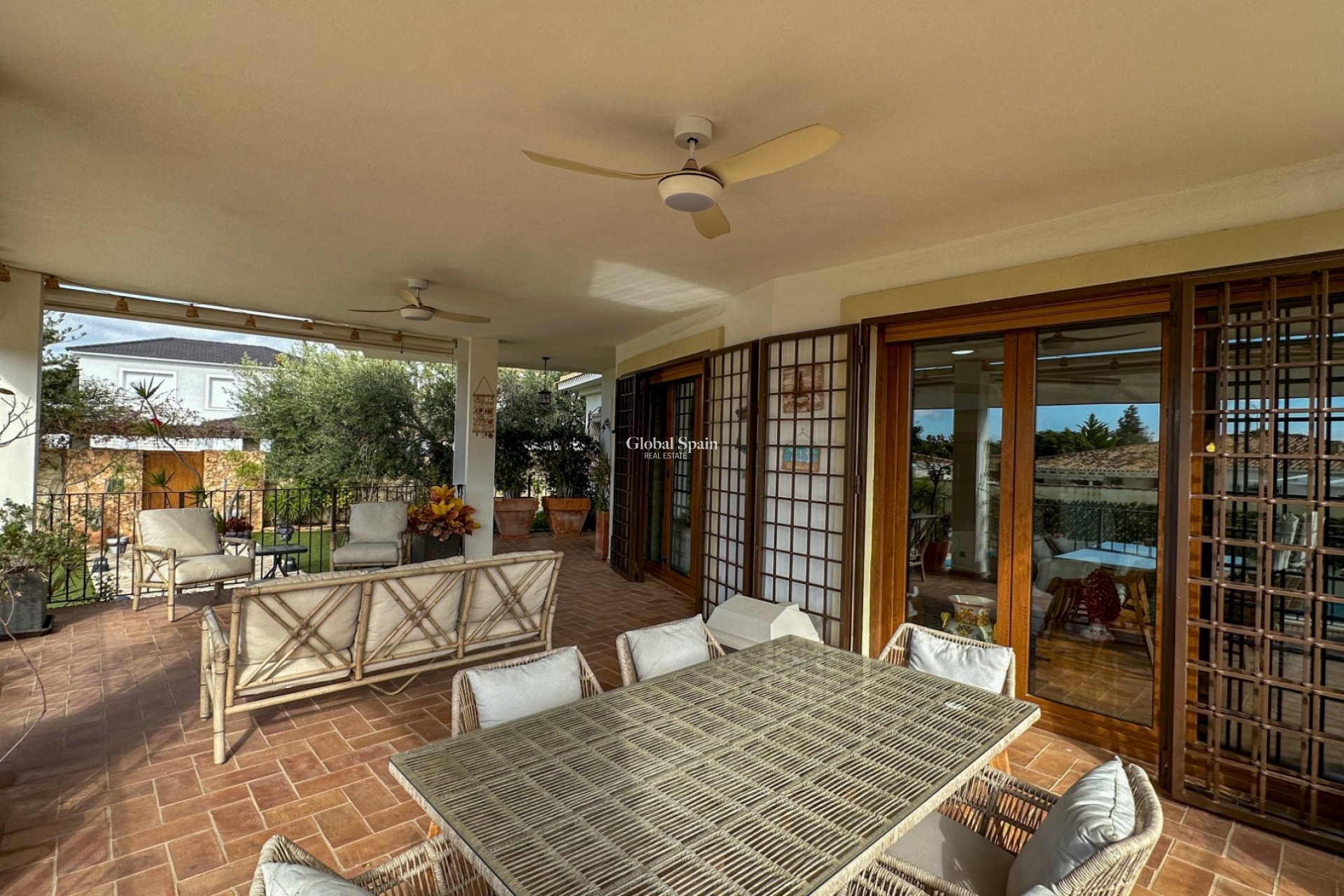 Resale - VILLA -
DEHESA DE CAMPOAMOR - Costa Blanca