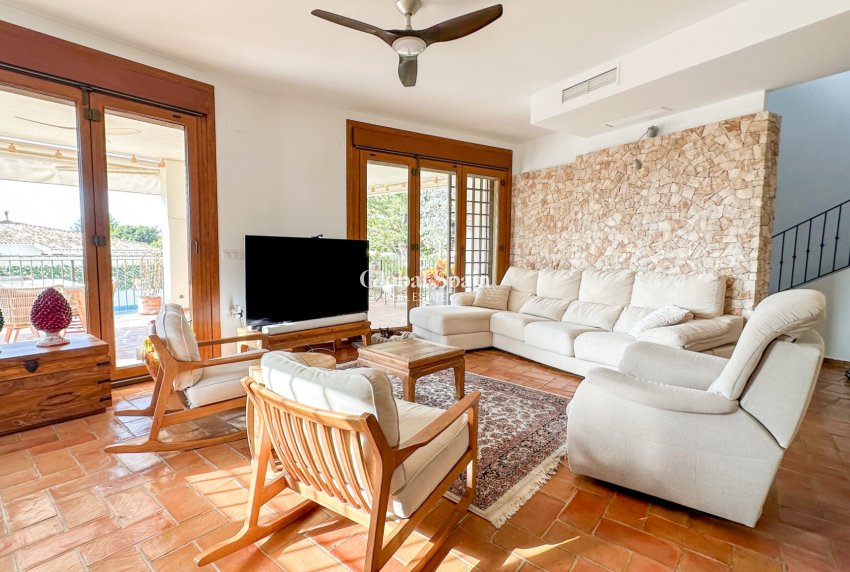 Resale - VILLA -
DEHESA DE CAMPOAMOR - Costa Blanca