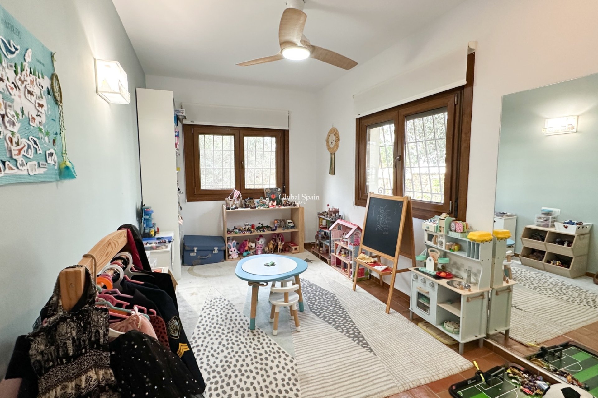 Resale - VILLA -
DEHESA DE CAMPOAMOR - Costa Blanca