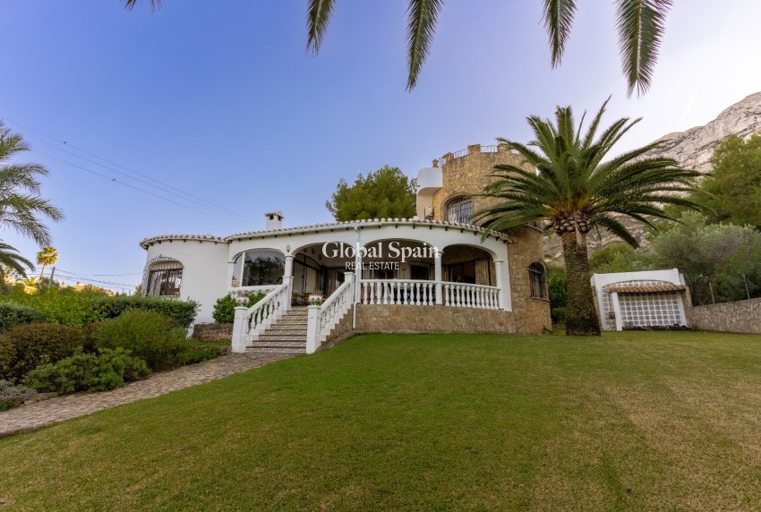 Resale - VILLA -
DENIA - Costa Blanca