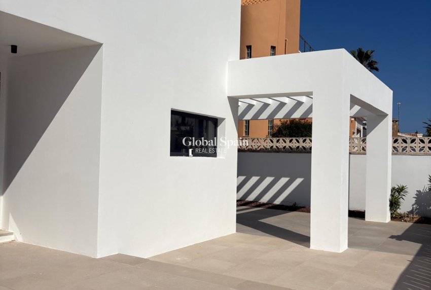 Resale - VILLA -
DENIA - Costa Blanca