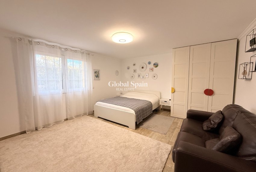 Resale - VILLA -
DENIA - Devesses - Monte Pego