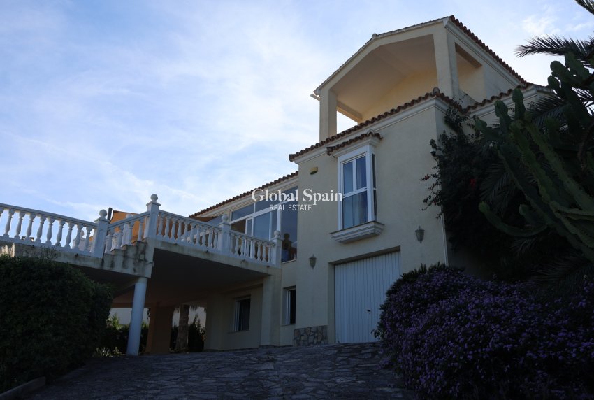Resale - VILLA -
DENIA - Inland