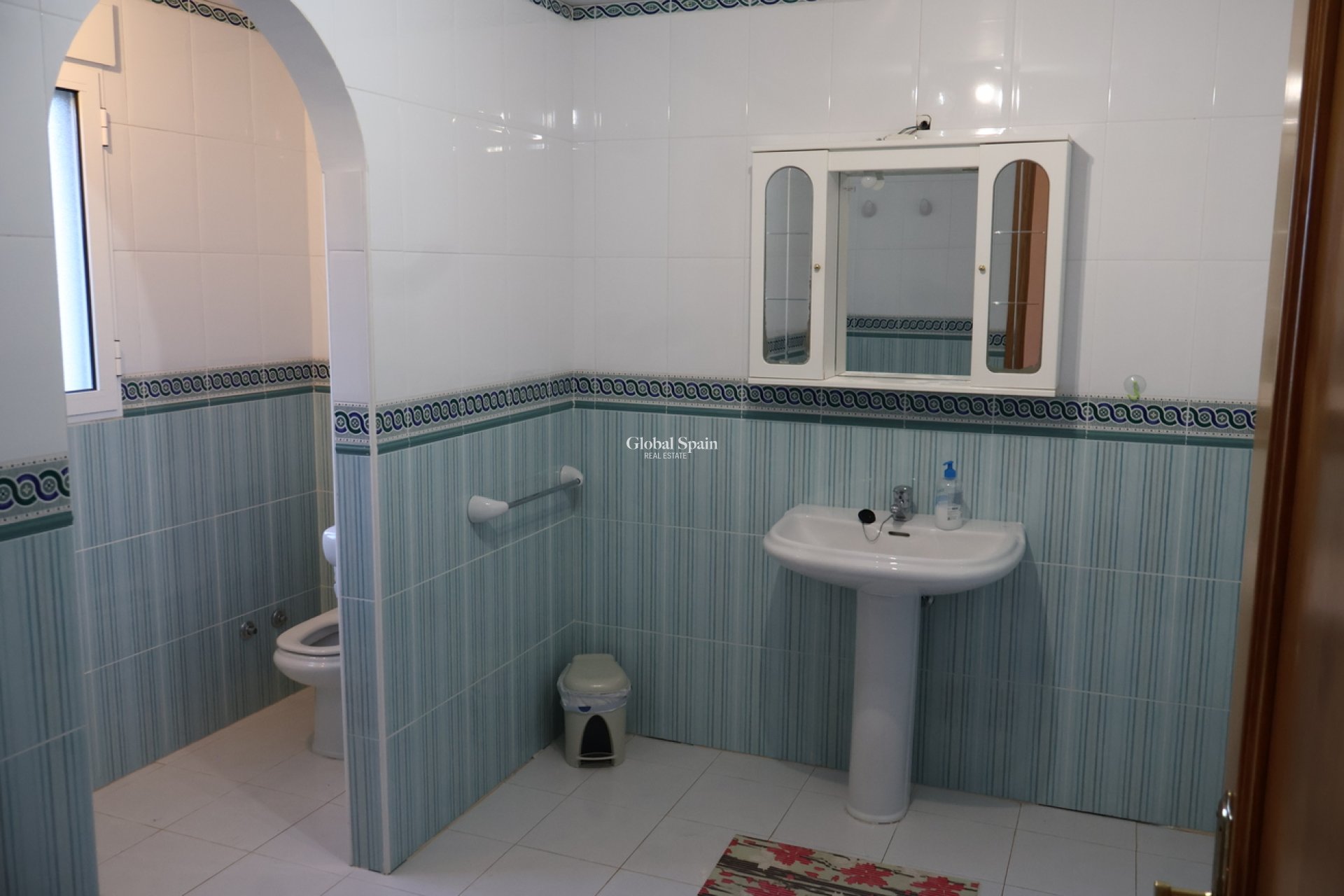 Resale - VILLA -
DENIA - Inland