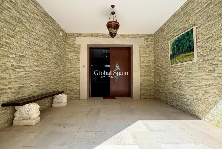 Resale - VILLA -
DENIA - Las Rotas - Les Rotes