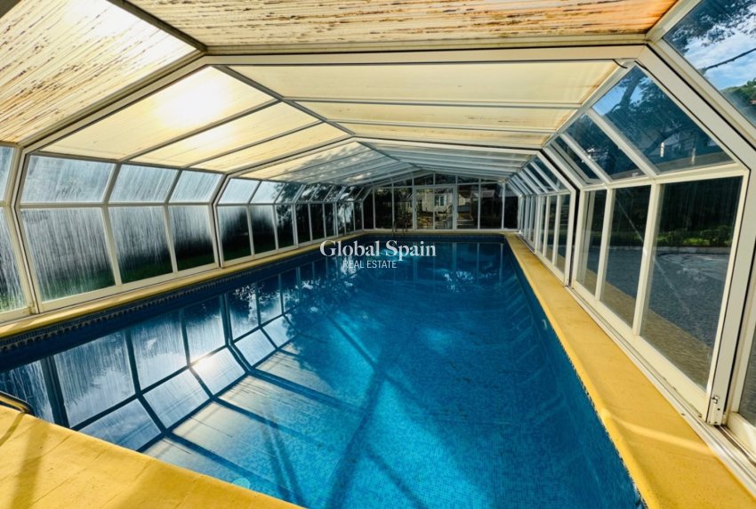 Resale - VILLA -
DENIA - Las Rotas - Les Rotes