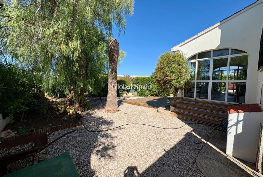 Resale - VILLA -
DENIA - Montgó