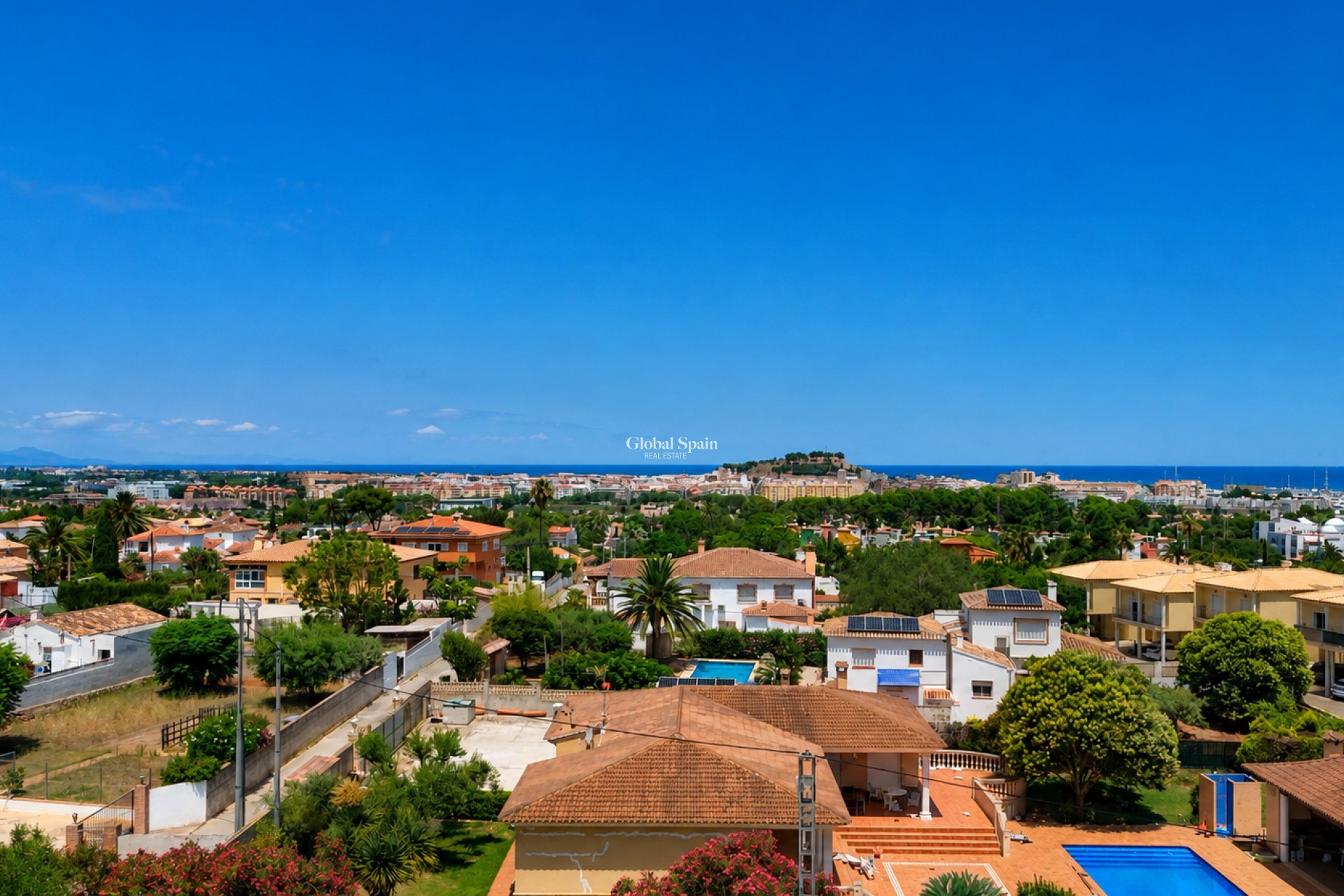 Resale - VILLA -
DENIA - Montgó