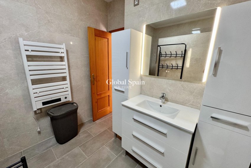 Resale - VILLA -
DOLORES - Cmno. Escorredor