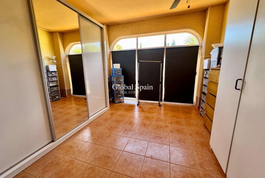 Resale - VILLA -
DOLORES - Cmno. Escorredor