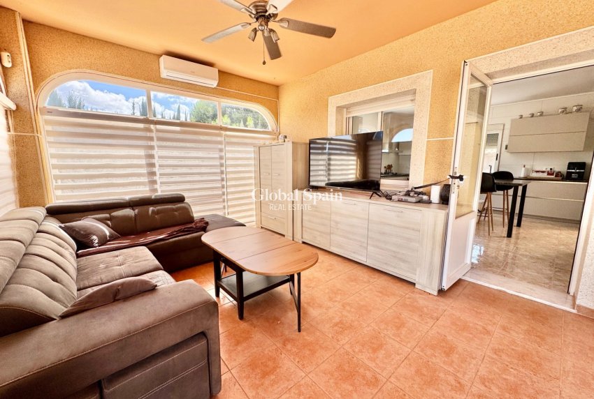 Resale - VILLA -
DOLORES - Cmno. Escorredor