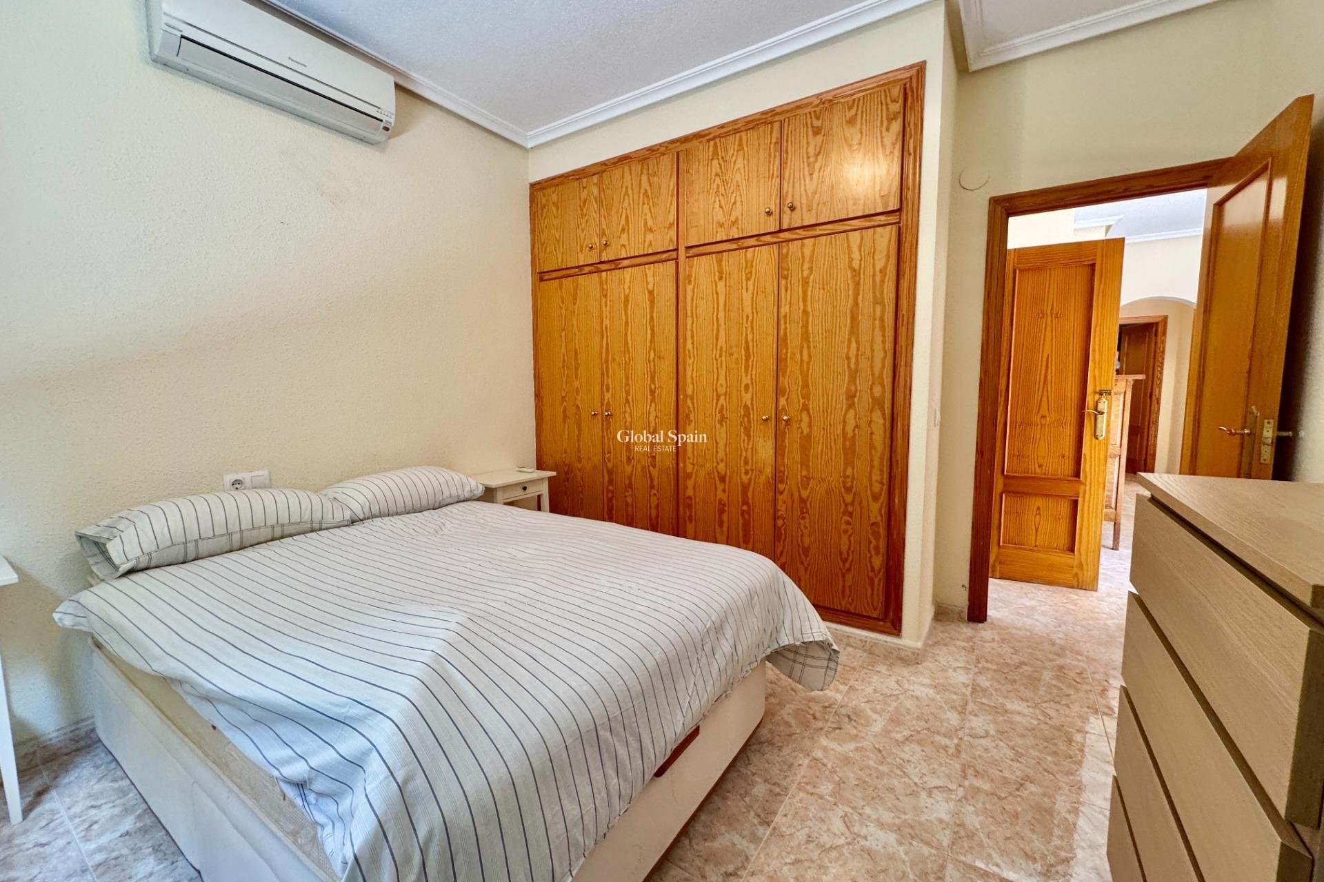 Resale - VILLA -
DOLORES - Cmno. Escorredor