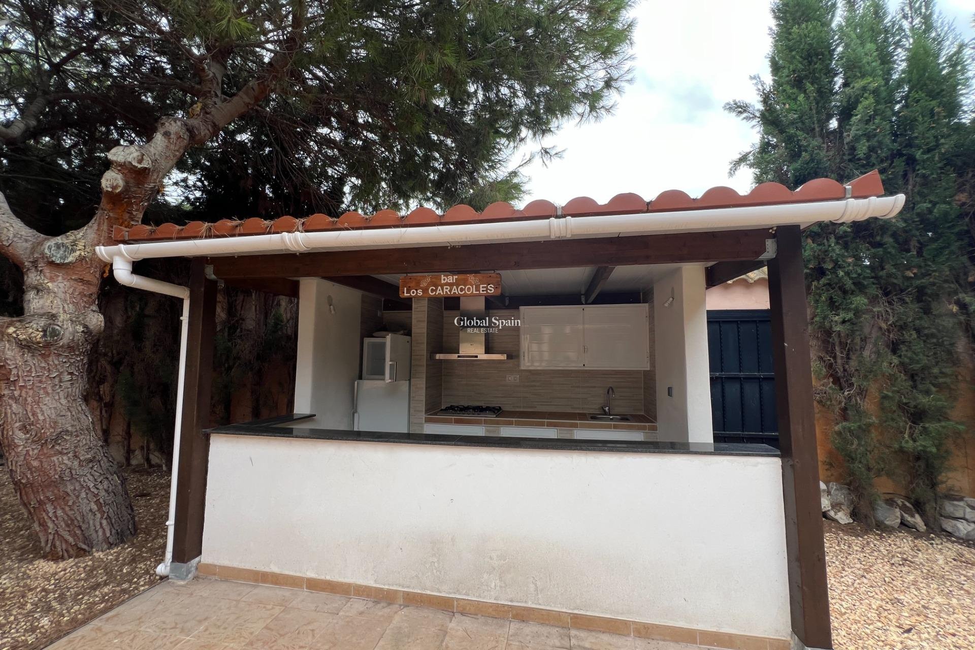 Resale - VILLA -
DOLORES - Cmno. Escorredor