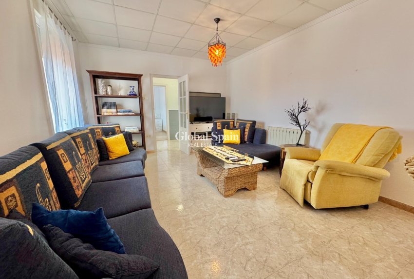 Resale - VILLA -
DOLORES - Comunidad Valenciana