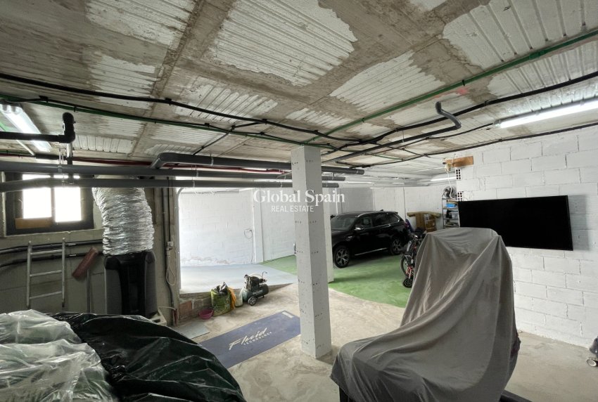 Resale - VILLA -
DOLORES - Costa Blanca