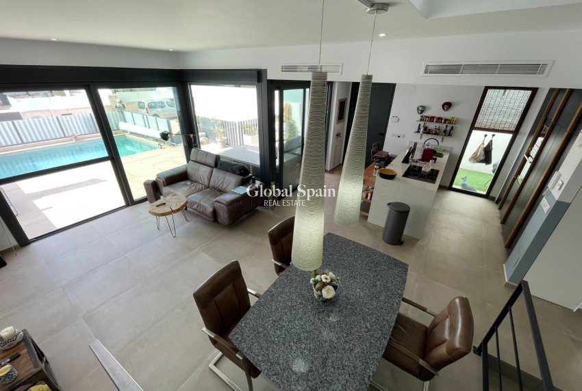 Resale - VILLA -
DOLORES - Costa Blanca