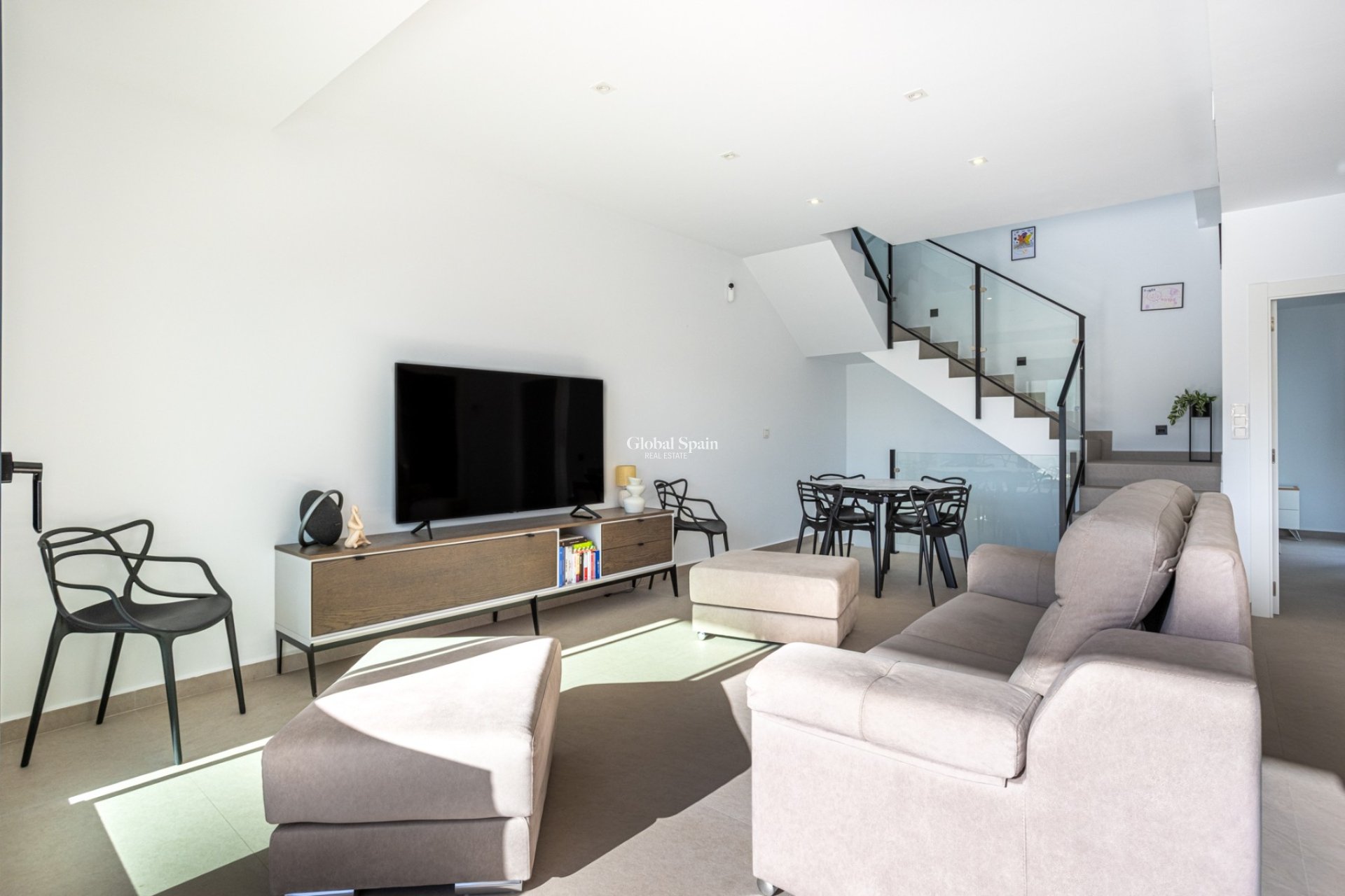 Resale - VILLA -
DOLORES - Costa Blanca