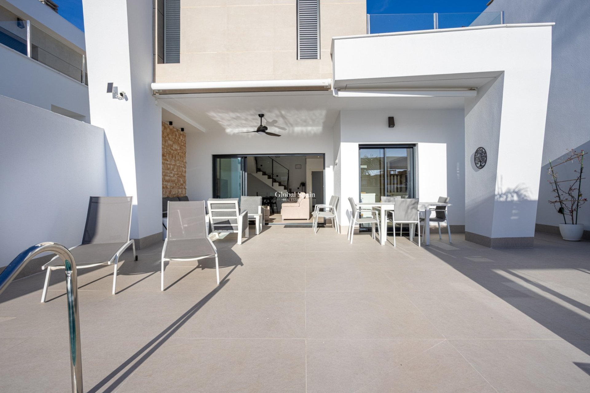 Resale - VILLA -
DOLORES - Costa Blanca