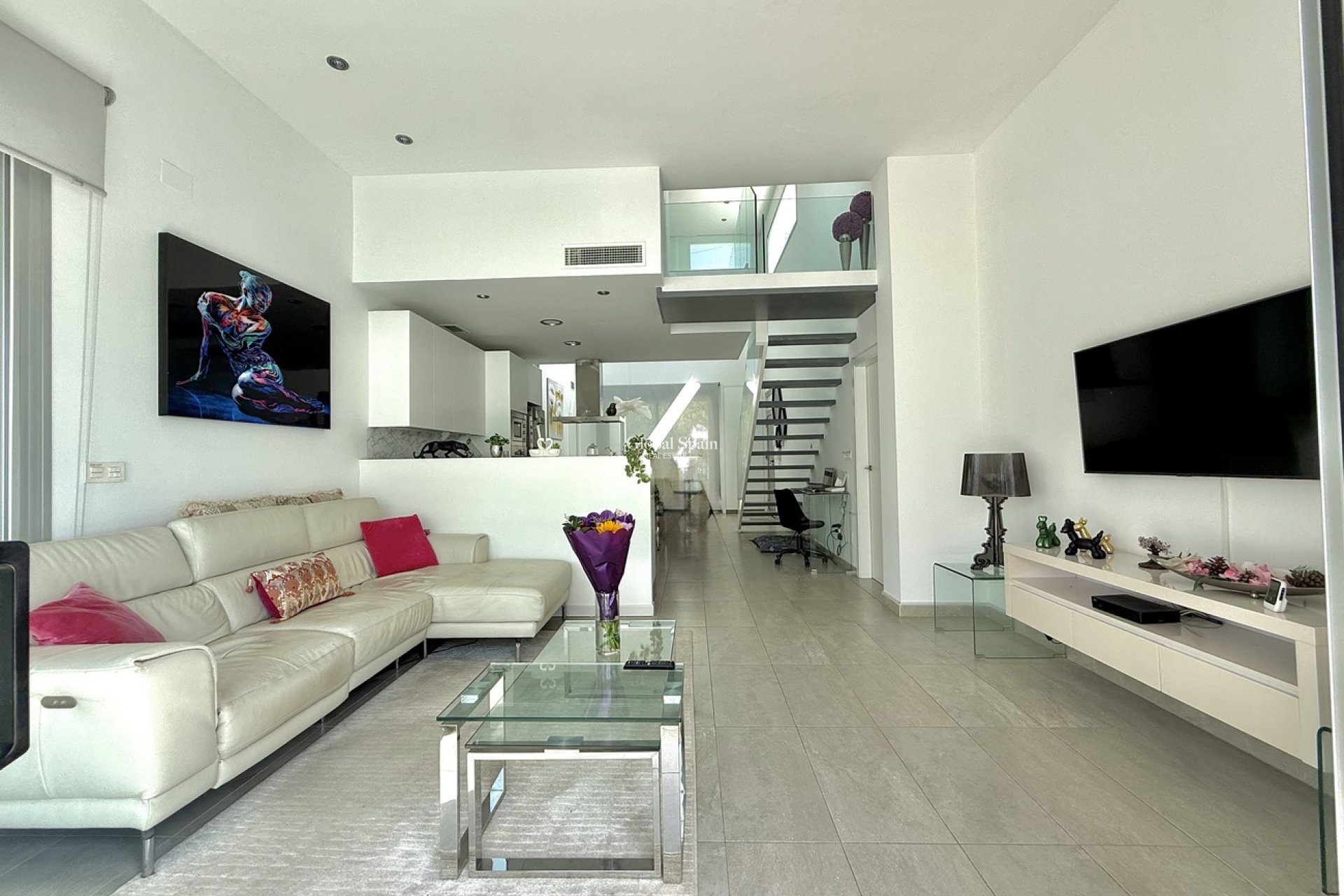 Resale - VILLA -
DOLORES - Costa Blanca