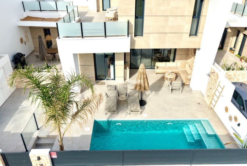 Resale - VILLA -
DOLORES - Costa Blanca