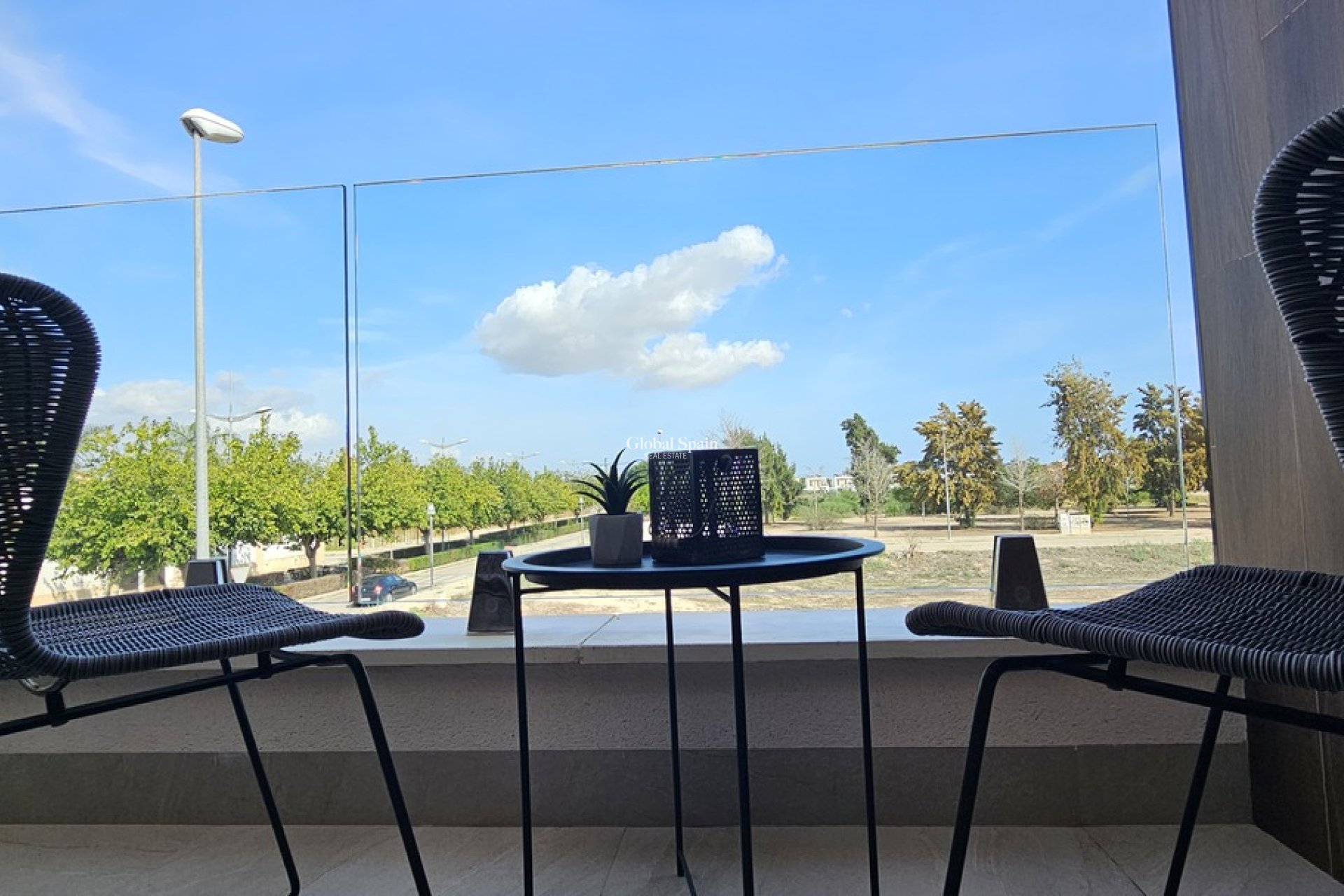 Resale - VILLA -
DOLORES - Sector 4