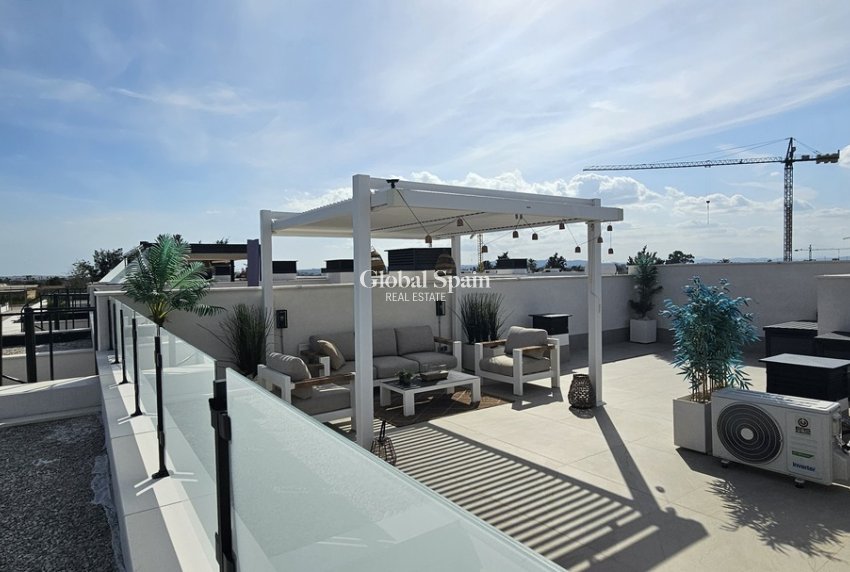 Resale - VILLA -
DOLORES - Sector 4